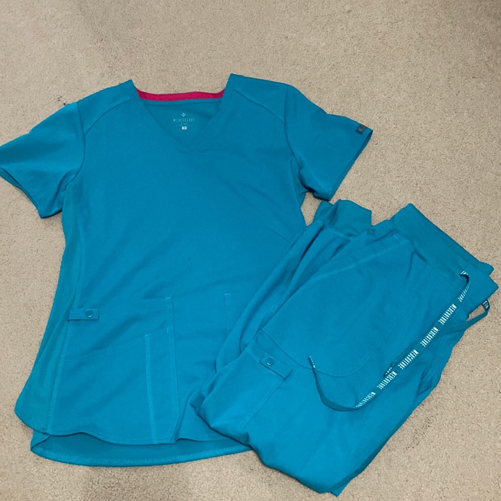 Medcouture Nursing Scrubs